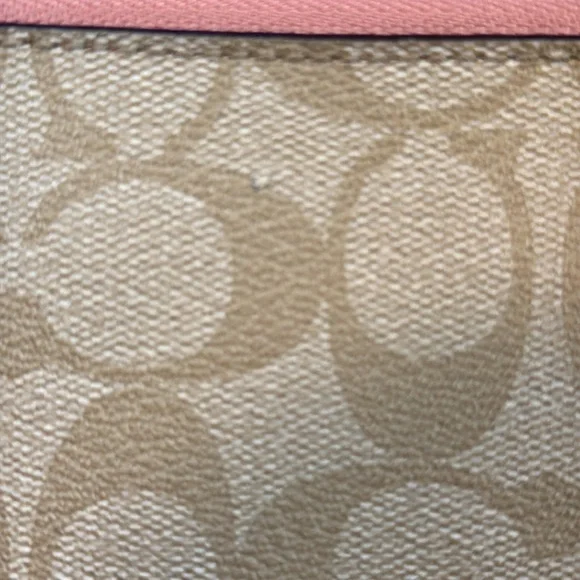 🤎🩷COACH🤎🩷Tan & Salmon Signature Coated Canvas Double Zip Wallet/EUC - Picture 11 of 16